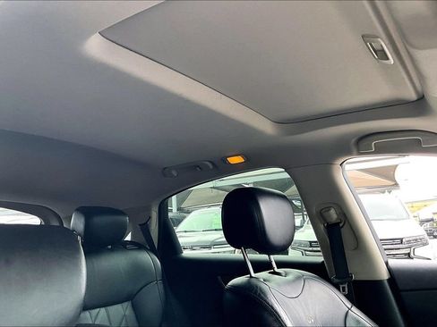 Used 2011 INFINITI FX35 AWD w/ Premium Pkg image 23