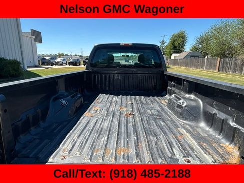 Used 2015 Ford F250 XL w/ Power Equipment Group RWD image 12