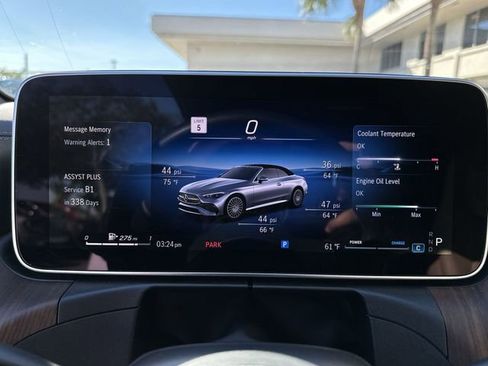 Used 2025 Mercedes-Benz CLE 300 4MATIC Cabriolet image 22