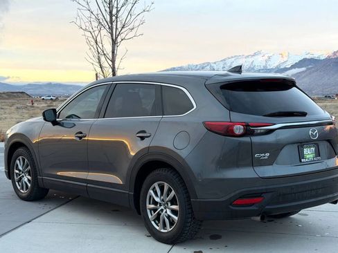 Used 2018 MAZDA CX-9 Touring w/ Touring Premium Package AWD/4WD image 8