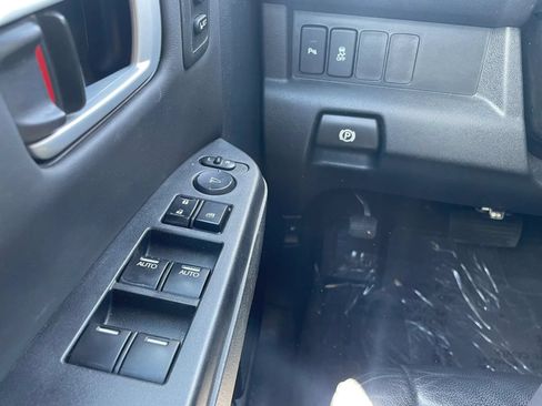 Used 2013 Honda Pilot Touring image 11