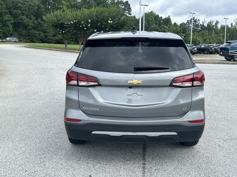 Used 2024 Chevrolet Equinox LT FWD image 6