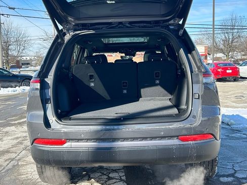 New 2026 Jeep Grand Cherokee Limited w/ Limited Altitude Package AWD/4WD image 26