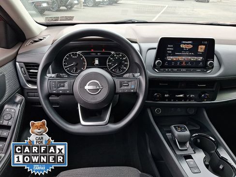 Used 2023 Nissan Rogue SV AWD/4WD image 12