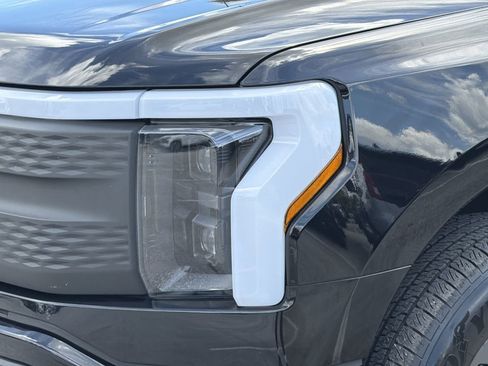 Used 2024 Ford F150 Lightning XLT AWD/4WD image 6