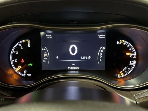 Used 2014 Jeep Grand Cherokee Summit AWD/4WD image 12