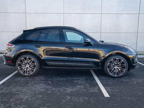 New 2026 Porsche Macan image 8