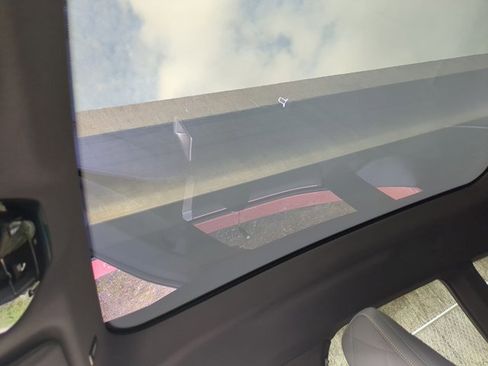 Certified 2023 BMW iX xDrive50 image 19