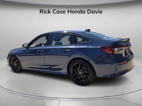 Certified 2025 Honda Civic Sport image 8