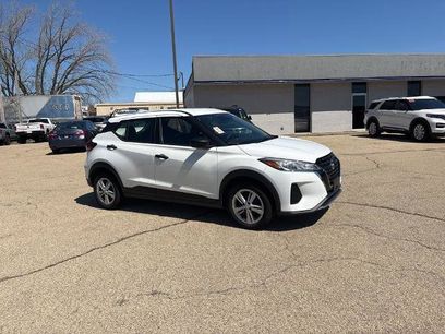 Certified 2024 Nissan Kicks S