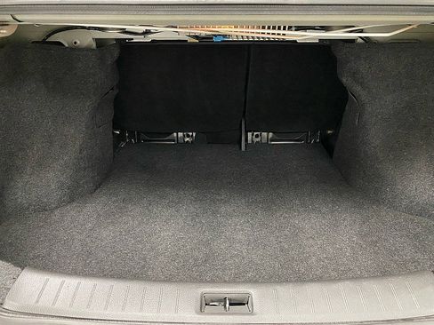 Used 2013 Nissan Sentra SR w/ Premium Pkg image 13