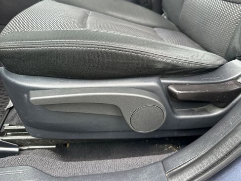 Used 2017 Subaru Outback 2.5i AWD/4WD image 14