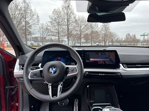 Certified 2024 BMW X2 xDrive28i w/ Premium Package image 12