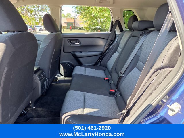 Used 2025 Nissan Rogue SV AWD/4WD image 11