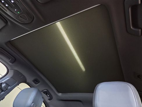 New 2026 Porsche Cayenne Coupe image 10