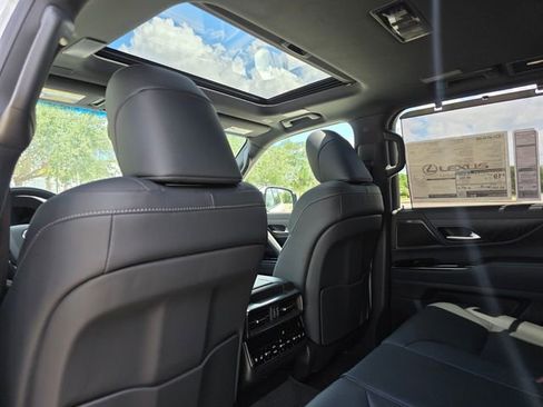 New 2026 Lexus LX 600 4WD w/ Luxury Package image 20