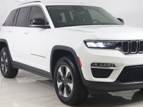Used 2022 Jeep Grand Cherokee Limited 4xe AWD/4WD image 45