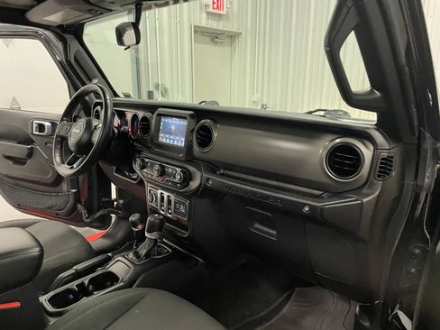 Used 2022 Jeep Wrangler Sport AWD/4WD image 41