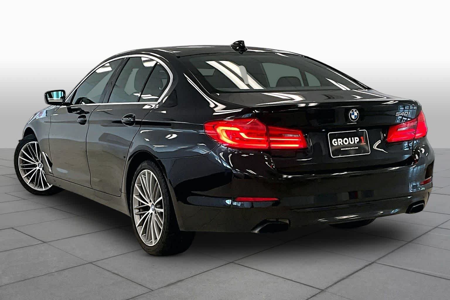 Used 2019 BMW 540i w/ Convenience Package RWD image 10