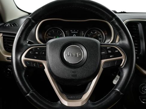 Used 2014 Jeep Cherokee Latitude image 10