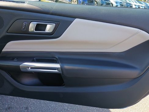 Used 2024 Ford Mustang Premium image 17