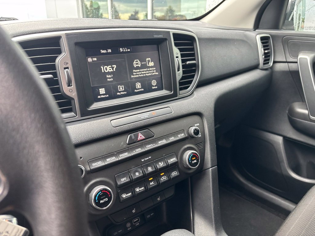 Used 2018 Kia Sportage LX w/ LX Popular Package AWD/4WD image 6