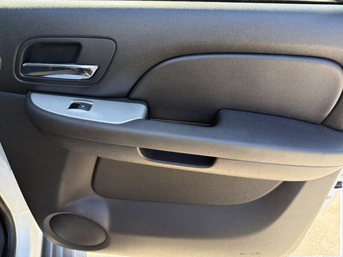 Used 2007 Chevrolet Avalanche LT w/ LT Preferred Equipment Group RWD image 17