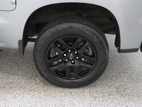 Used 2023 Chevrolet Silverado 1500 Custom w/ LPO, Dark Essentials Package RWD image 10