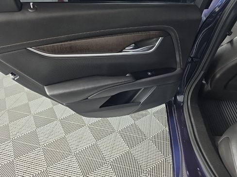 Used 2018 Cadillac XTS Luxury image 28