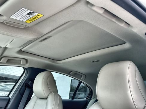 Used 2025 MAZDA MAZDA3 2.5 Turbo Sedan w/Premium Plus image 28