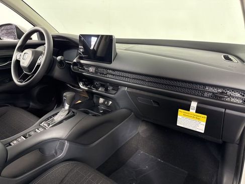 New 2026 Honda HR-V LX image 22