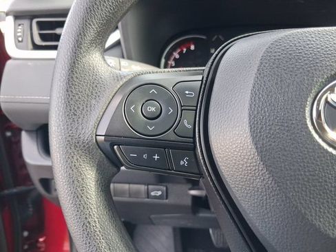 Used 2025 Toyota RAV4 XLE w/ Convenience Package FWD image 18