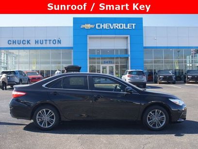 Used 2016 Toyota Camry SE w/ Moonroof Package