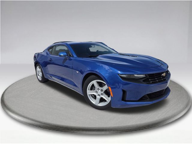 Used 2023 Chevrolet Camaro LT RWD image 40