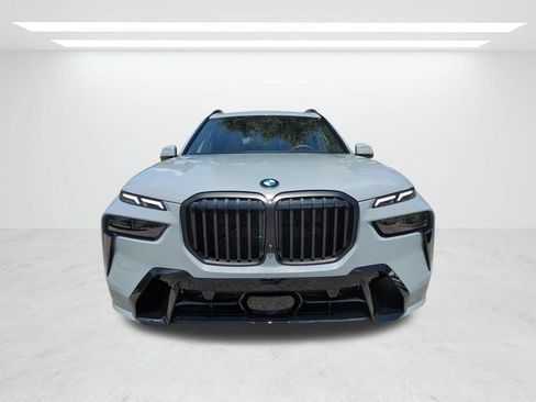 New 2027 BMW X7 xDrive40i w/ M Sport Package AWD/4WD image 9