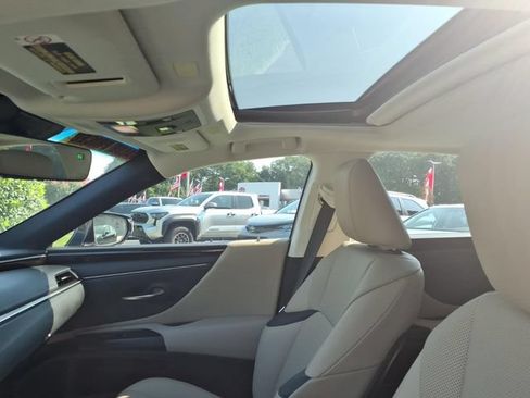Used 2021 Lexus ES 350 w/ Premium Package FWD image 15