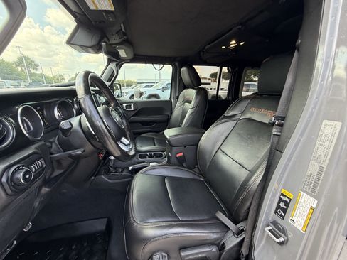 Used 2021 Jeep Wrangler Unlimited Rubicon w/ Trailer Tow Package AWD/4WD image 25