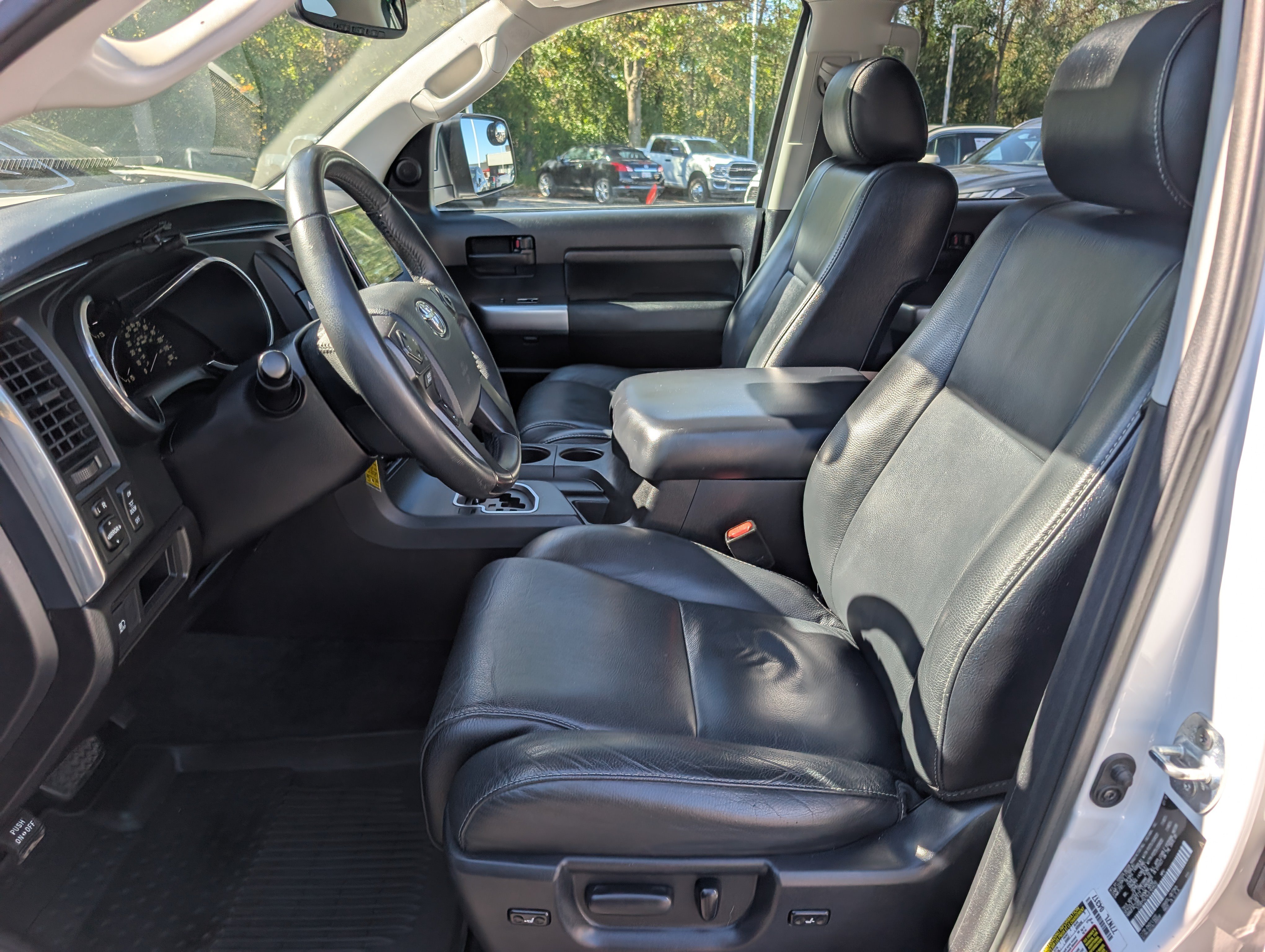 Used 2018 Toyota Sequoia TRD Sport AWD/4WD image 17