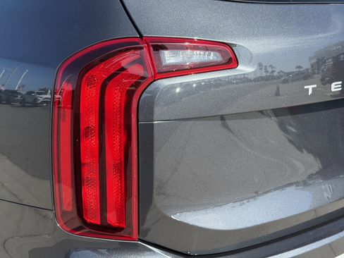 Certified 2023 Kia Telluride S image 10