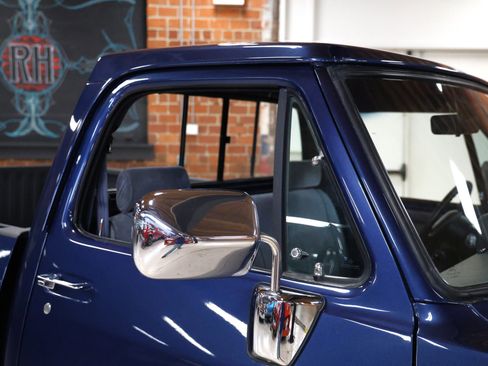 Used 1992 Dodge D/W Truck 150 image 22