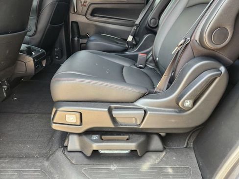 Used 2023 Honda Odyssey Sport image 30