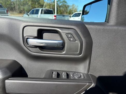 New 2026 Chevrolet Silverado 1500 Custom image 19