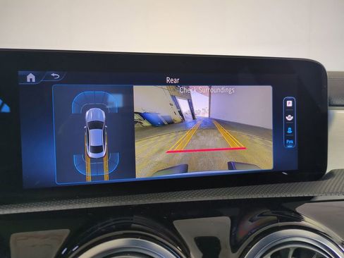 Used 2025 Mercedes-Benz CLA 250 image 24