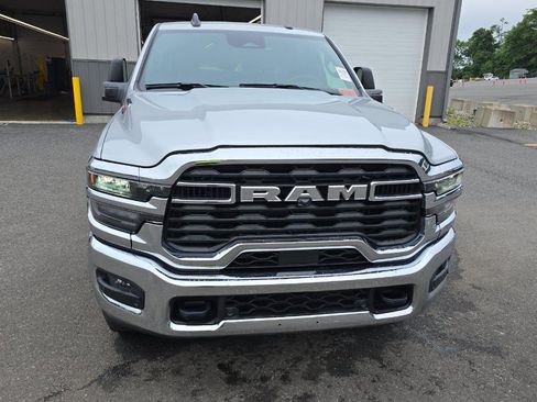 Used 2026 RAM 2500 Big Horn AWD/4WD image 3