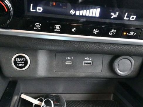 Used 2023 Nissan Rogue SV AWD/4WD image 26