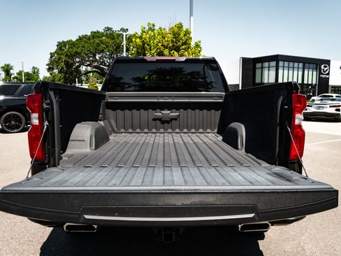 Used 2021 Chevrolet Silverado 1500 LT Trail Boss w/ Bed Protection Package image 30