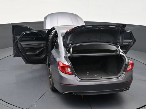 Used 2020 Honda Accord Sport image 32