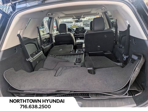 Used 2022 Nissan Pathfinder Platinum image 37