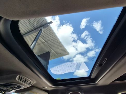 Used 2019 MINI Cooper S FWD image 12