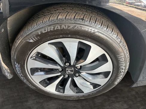 Used 2017 Honda Accord Hybrid Sedan image 36